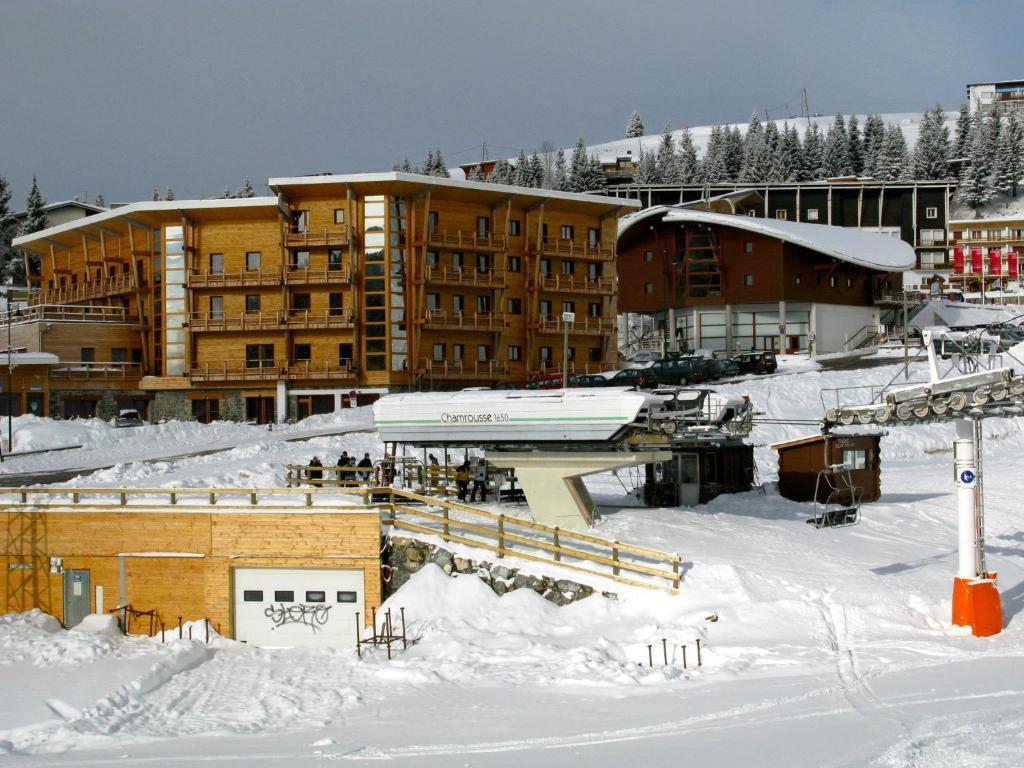 Les Balcons De Recoin - Chamrousseアパートホテル エクステリア 写真
